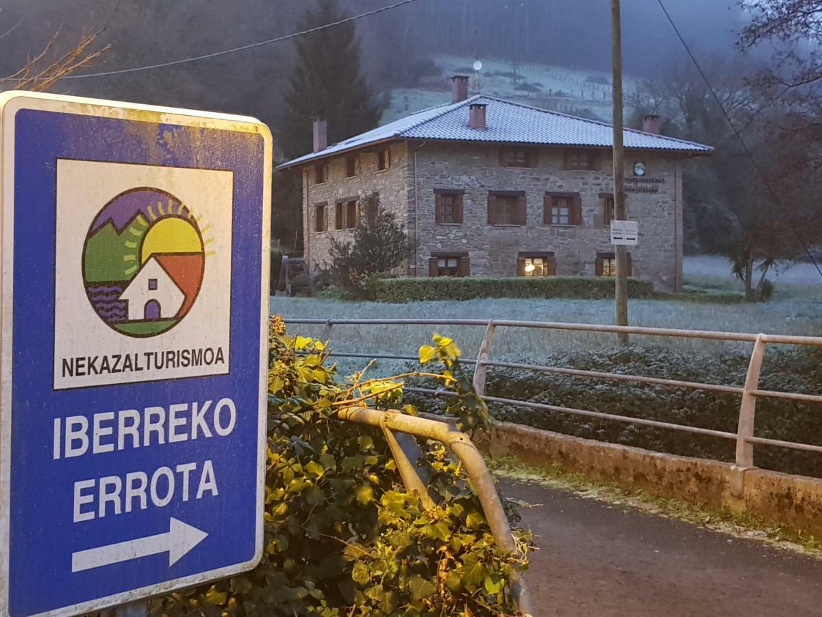 Agroturismo Iberreko Errota Muxika Ngoại thất bức ảnh